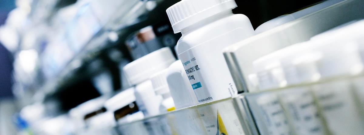 medicin-hylder-apotek.jpg (2)