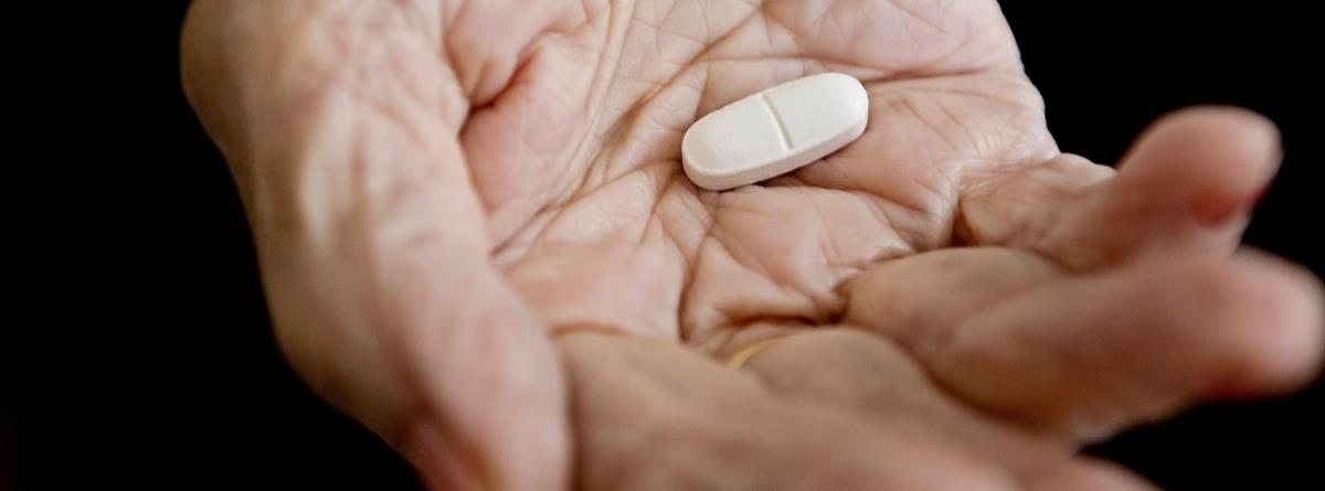 medicin-haand.jpg