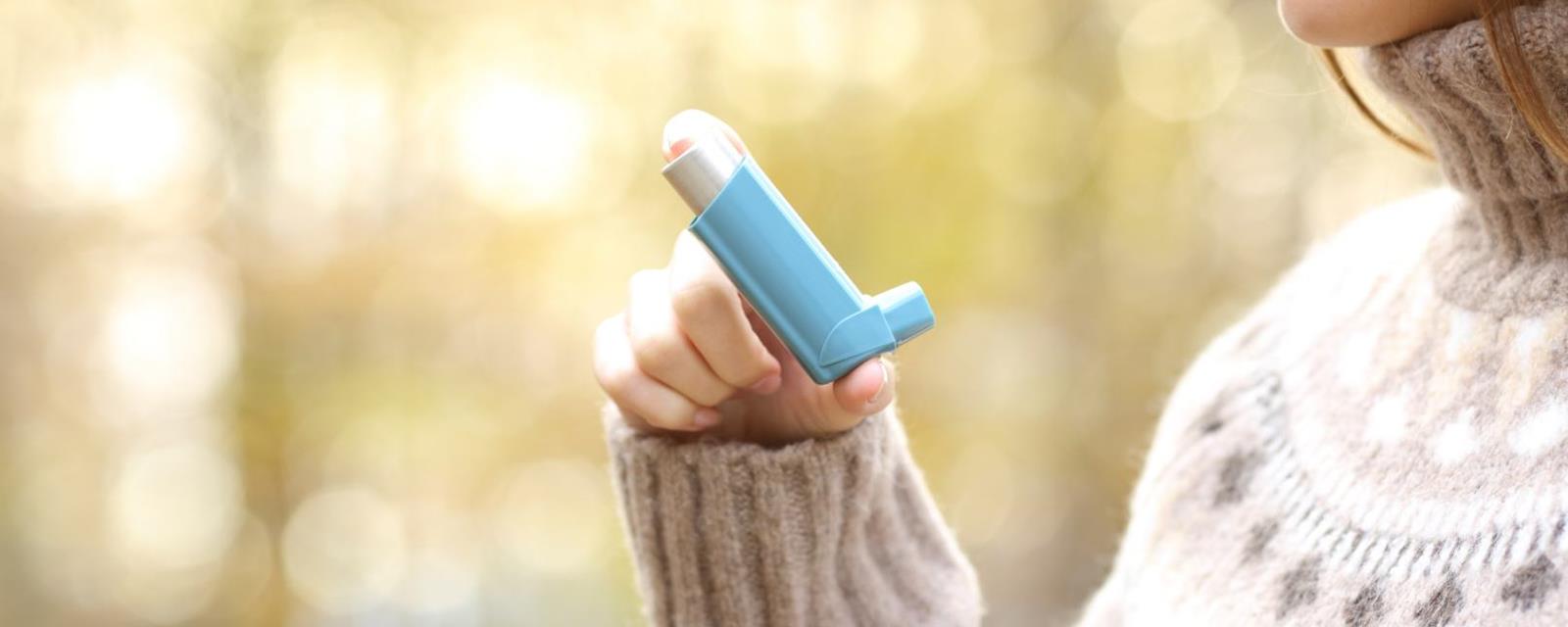 astmaspray-kvinde-sweater-istock.jpg (1)