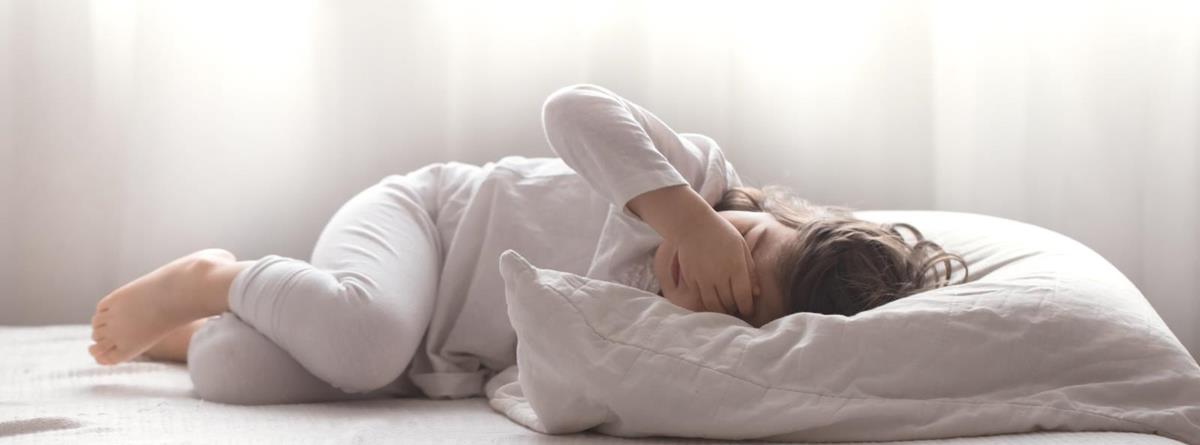 lille-barn-seng-influenza-feber.jpg
